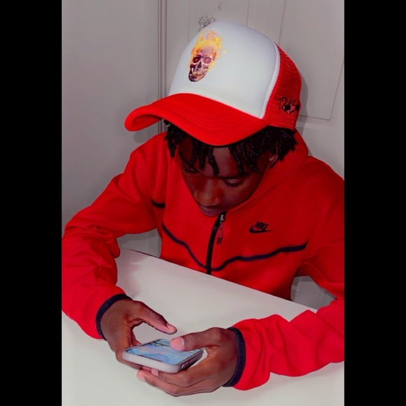 Meet your Posher, Sheluv2k - Picture 1 of 1